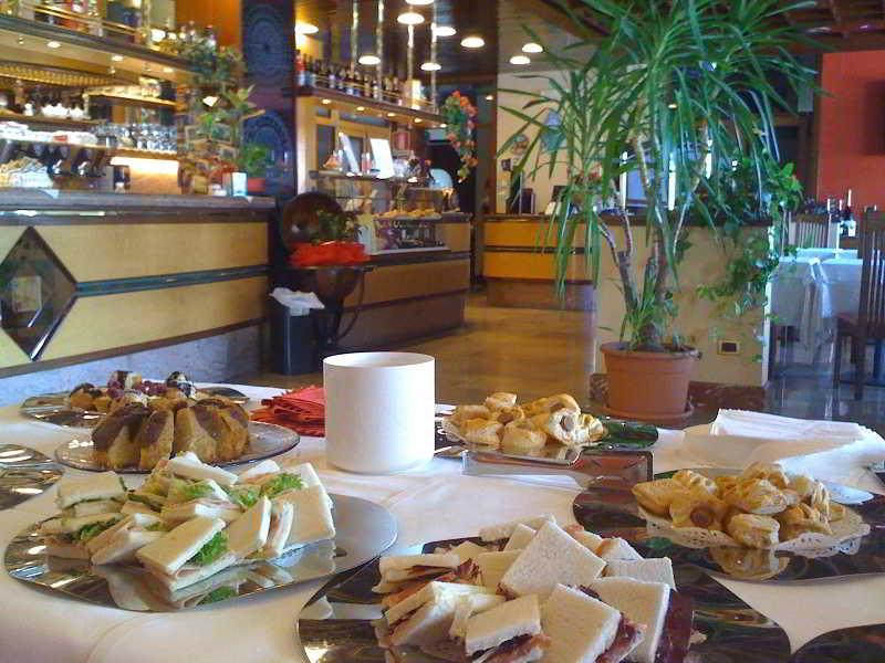 Hotel Al Pino Verde Camposampiero Bagian luar foto